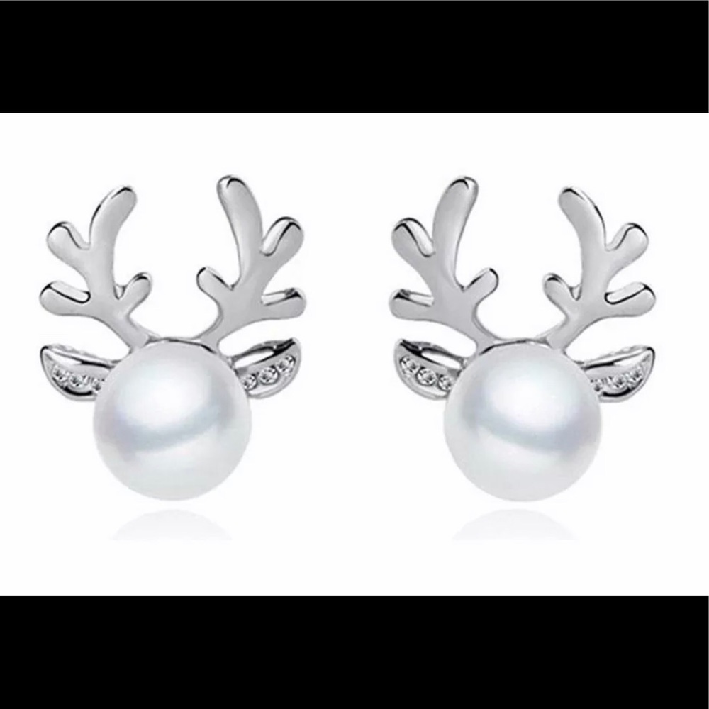 Pearl Reindeer Earrings